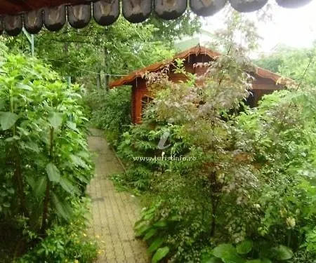 Camping Casutele Mara *
